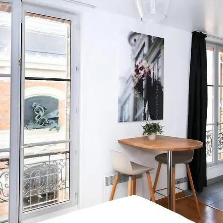 Buffon 404- studio lumineux - 2P- Paris Extérieur photo